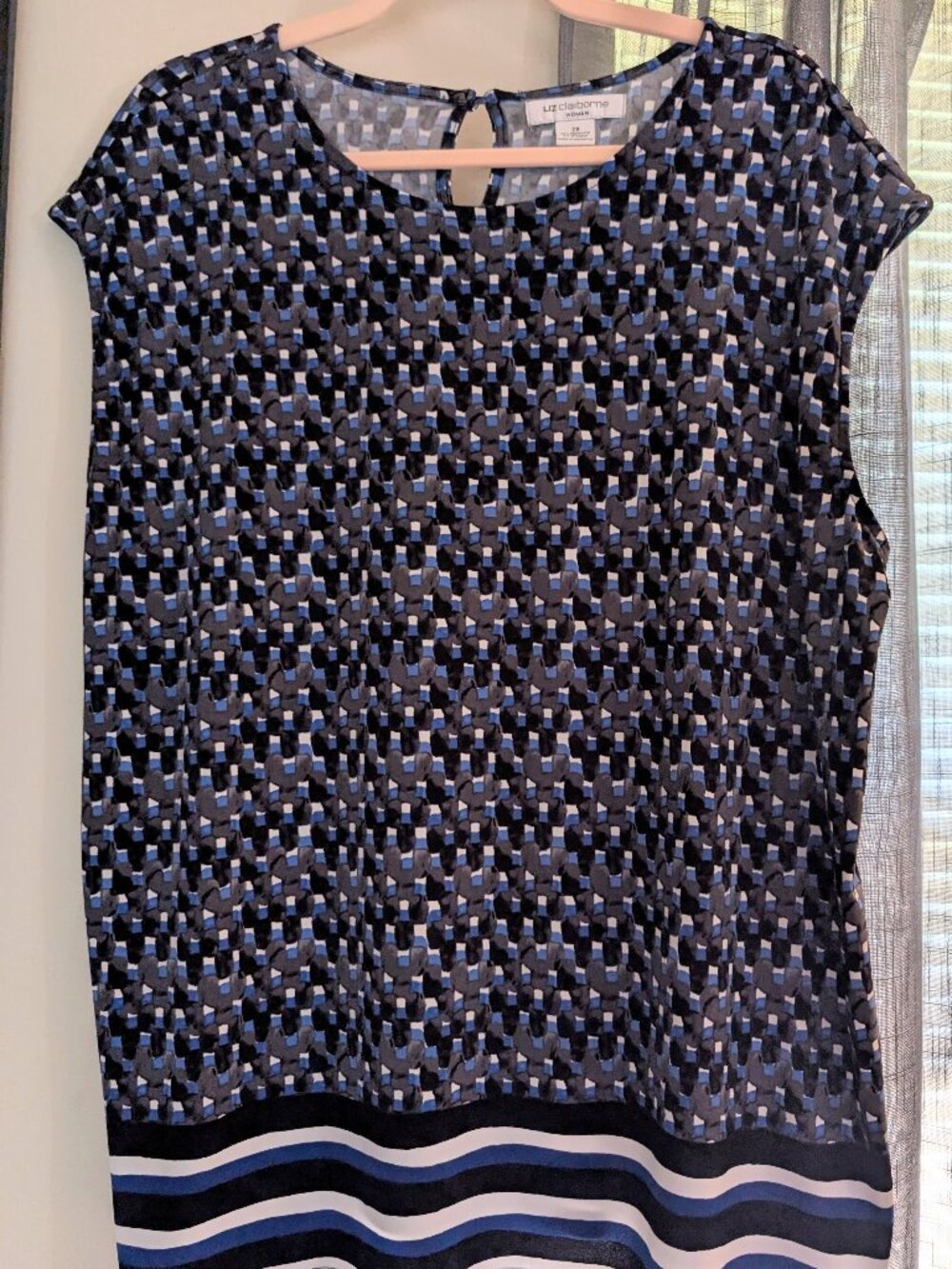 Liz Claiborne Blue Geometric Print Cap Sleeve Blouse Top Size 2X